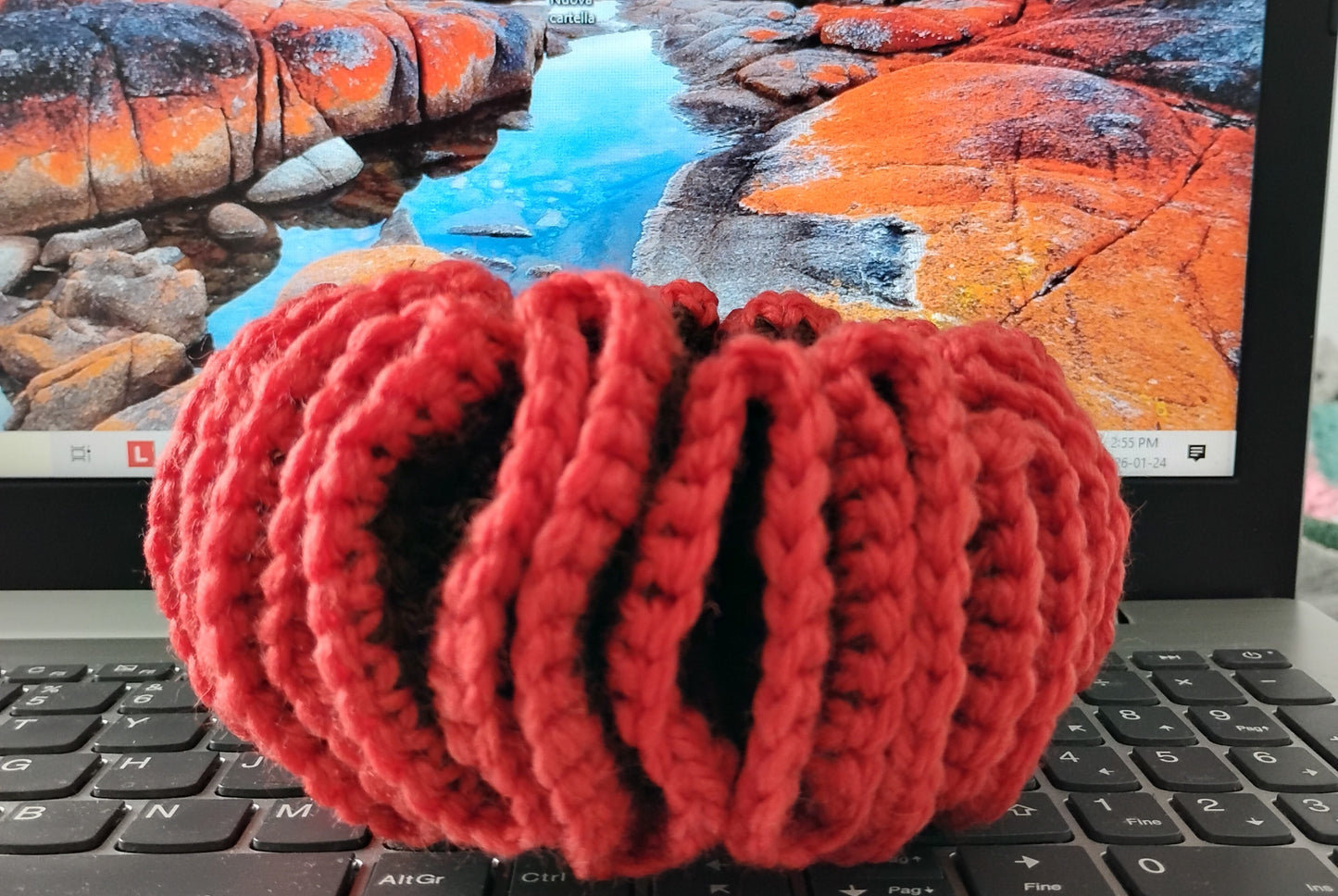 Colorful Ruffles Scrunchie two-tone color crochet