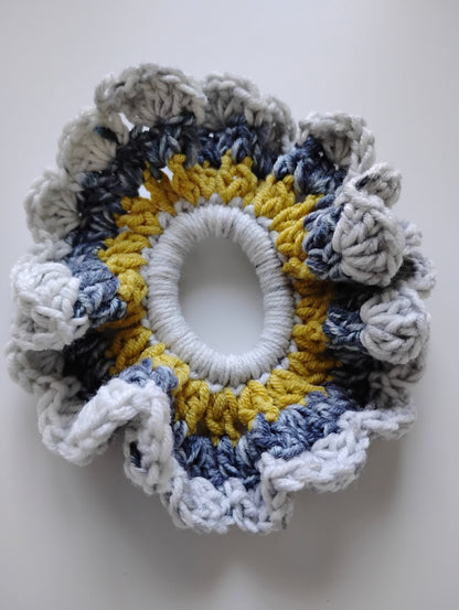 Colorful eye-catching scrunchies crochet handmade two-tone design for stylish hair accessory