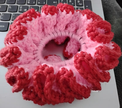 Colorful Ruffles Scrunchie two-tone color crochet